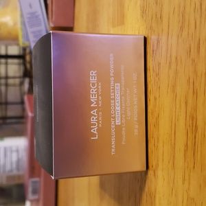 NIB Laura Mercier Light Catcher Translucent Loose Powder